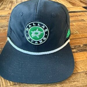 AdidasBlack and Green Cap
Dallas stars
New- never worn- no tags
